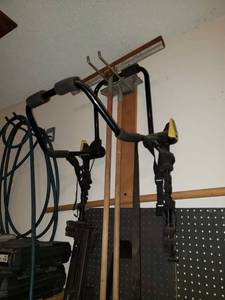 lot 5660 image: Universal Car Bike Rack