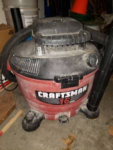 lot 5661 image: Craftsman 16 Gallon Shop Vac