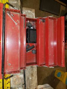 lot 5667 image: Red Mechanic Toolbox