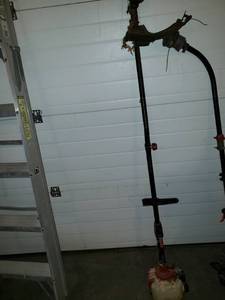 lot 5672 image: Toro Weed Eater