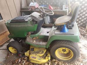 lot 6013 image: John Deer Mower - untested