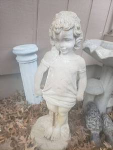 lot 6030 image: Bashful Betty - Leg Damaged