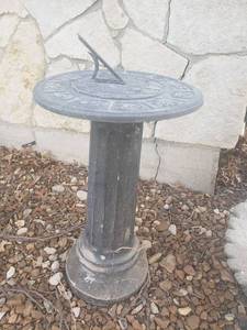 lot 6034 image: Sundial Lawn Art