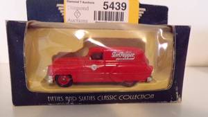 lot 5439 image: Die Cast Dr. Pepper 1950s Panel Truck - 164 scale
