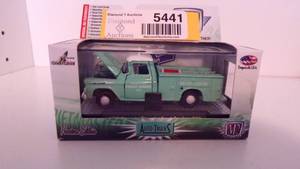 lot 5441 image: Die Cast 1958 Chevrolet Apache Brush Truck Forest Ranger - 164 scale