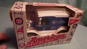 lot 5475 image: MLB Toronto Blue Jays Die Cast Bank
