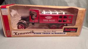 lot 5482 image: Kenworth True Value Stake Truck wBarrels Die Cast Bank