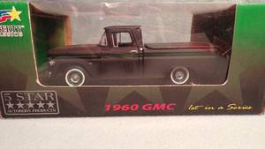 lot 5529 image: 1960 GMC Street Rod Die Cast Pickup