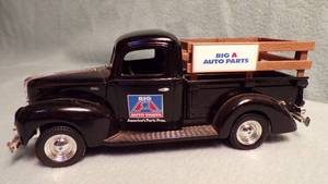 lot 5534 image: 1940 Ford Pickup Die Cast