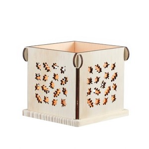 lot 4111 image: Sprtz Craft Kits (2) - Woodland Scene, Lantern