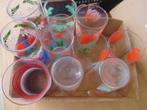 lot 1190 image: 14 Juice Glasses
