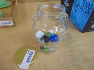 lot 1195 image: Jar of Marbles