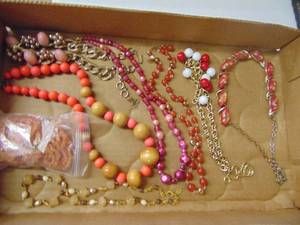 lot 1211 image: Fashion Jewelry