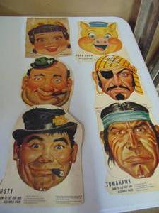 lot 1272 image: Vintage Howdy Doody Paper Masks