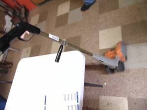 lot 1284 image: Black and Decker Electric Edger