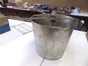 lot 1292 image: Dough Mixer