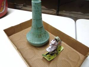 lot 1304 image: McCoy Vase and Tin Wind- up