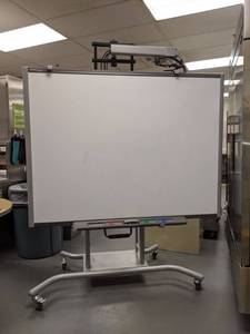 lot 1775 image: Smart Board