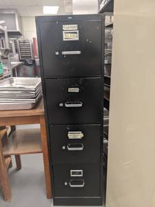 lot 1789 image: Hon File Cabinet