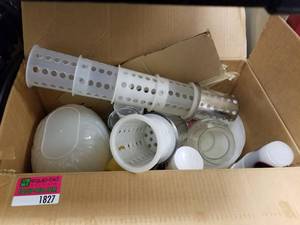 lot 1827 image: Various Dishware