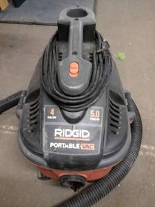 lot 3815 image: RIDGID 4 Gal. 5.0-Peak HP Portable WetDry Vacuum