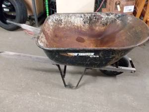 lot 3848 image: True Temper Wheel Barrow