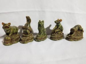 lot 4706 image: Lot of Green Jade animals,Pig, Snake, Rat, Tiger and Cat