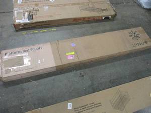 lot 60 image: TWIN SIZE Avey Platform Bed 200H