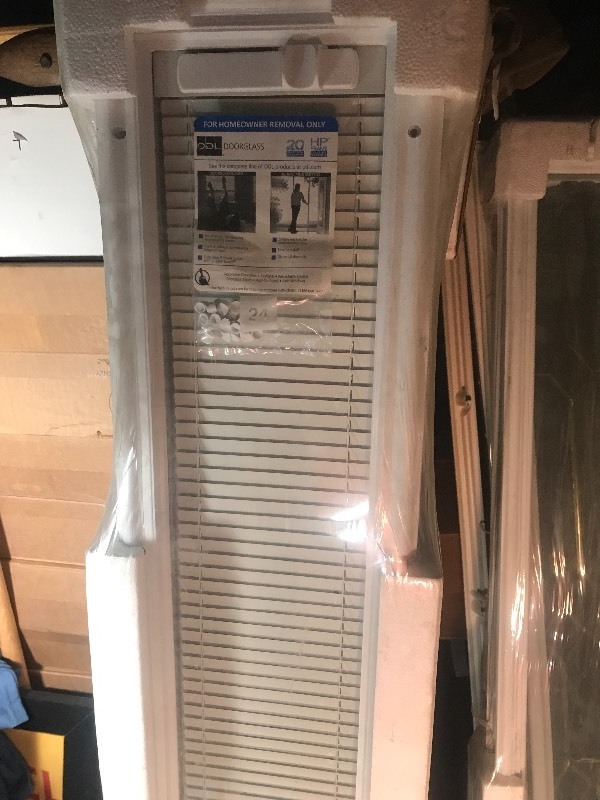 lot 1074 image: Side door window  thermal pane with built-in blinds  or use your imagination