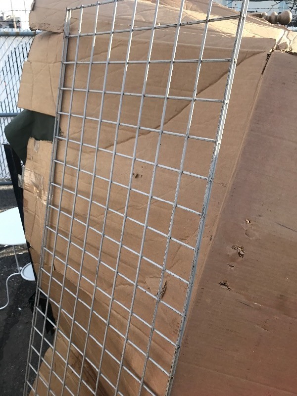 lot 901 image: 2 x 6 heavy gauge wire panel as picture many uses barn stall dividers imagination