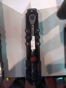 lot 3331 image: Clicker Style Microtork Wrench