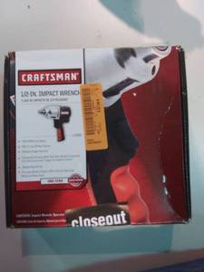 lot 3350 image: 12 Impact wrench