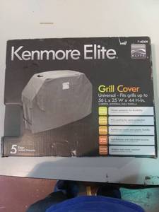 lot 3373 image: Kenmore Grill Cover
