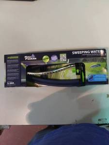lot 3381 image: Ray Padula Sweeping Waters Quick Reverse Oscillating Sprinkler Lawn Rp-ossw-4