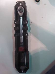 lot 3477 image: Clicker Style Microtork Wrench