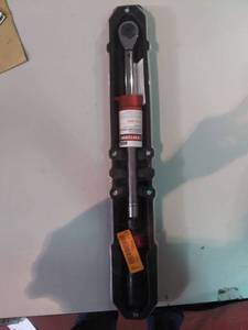lot 3478 image: Clicker Style Microtork Wrench