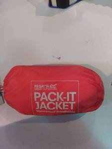 lot 3505 image: Womens Pack It Jacket