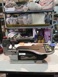 lot 3536 image: 16 Variable Speed Scroll Saw