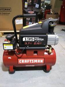 lot 9083 image: Compressor CM 3 Gallon 135 PSI Air Compressor