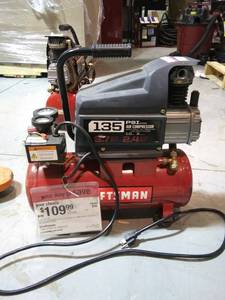lot 9084 image: Compressor CM 3 Gallon 135 PSI Portable Air Compressor