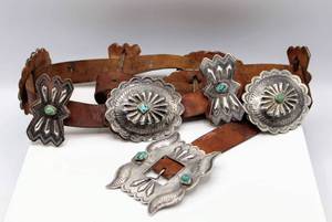 lot 1 image: Leather, Silver & Turquoise Concho Belt with 5 Conchos 5 Butterfly Conchos & Buckle