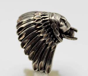 lot 7 image: Sterling Silver Indian Chief Ring