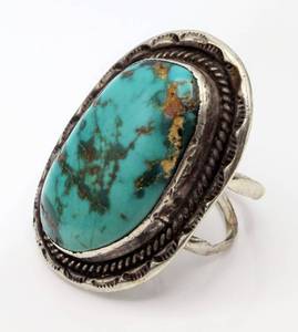 lot 8 image: Large Silver and Turquoise Ring