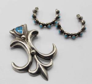 lot 25 image: Silver and Turquoise Brooch Pin and Earrings
