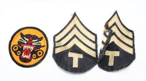 lot 86 image: 3 World War II Patches