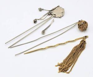 lot 97 image: 3 Vintage Hair Pins