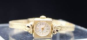lot 142 image: Vintage Bulova 10 KT Rolled Gold Plate Womens Watch #L86908