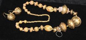 lot 2604 image: Vintage Antique Brass Bead Necklace and Earring Set