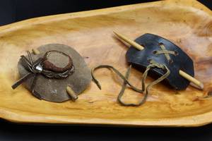 lot 2617 image: Leather and Wood Hair Pins