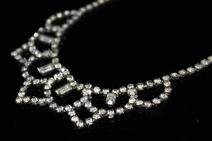 lot 2629 image: Stunning Vintage Rhinestone Necklace and 1930s Art Deco Style Rhinestone Brooch Scarve Pin